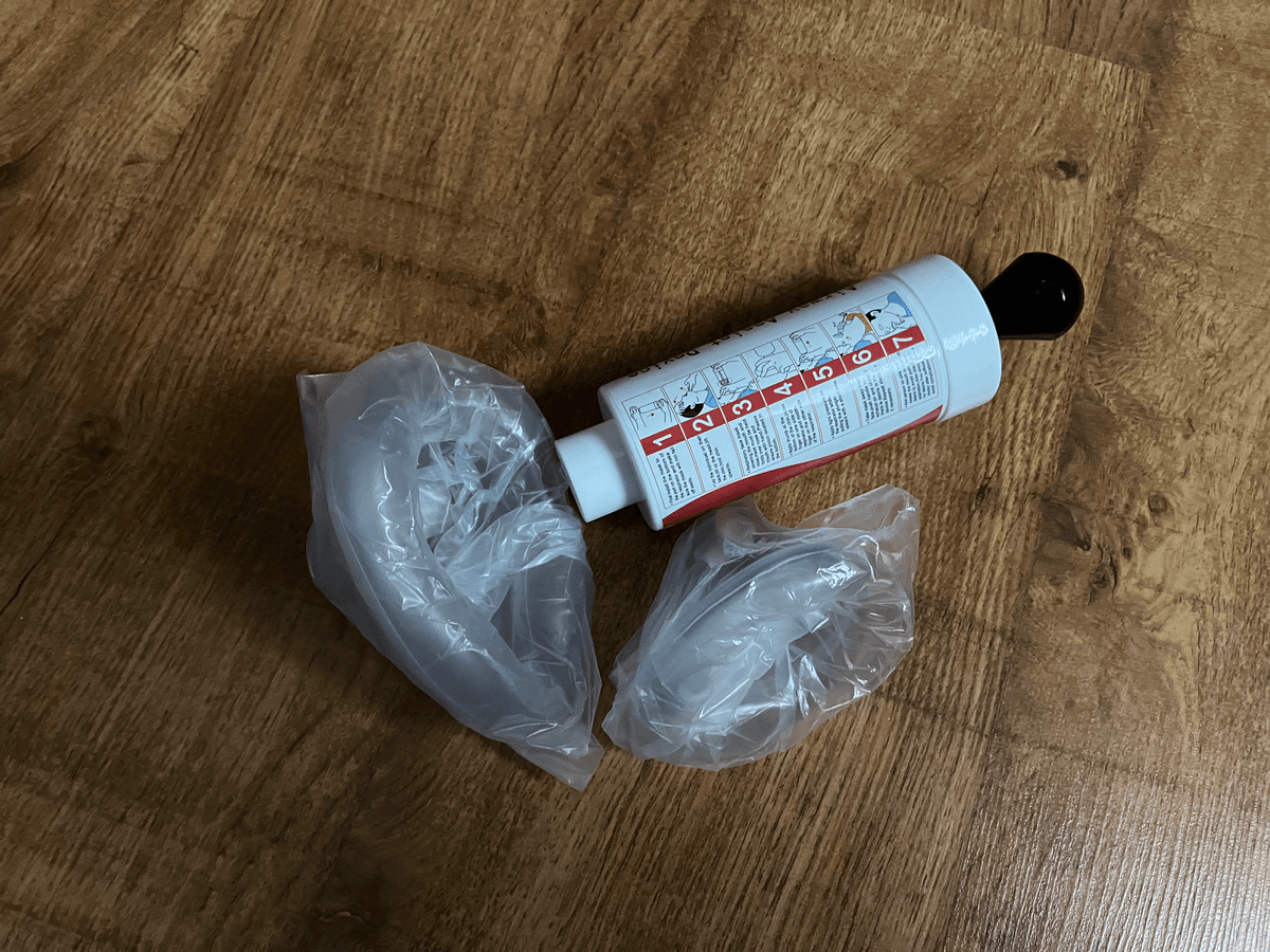 Review by Krinszki-Nagy Anna